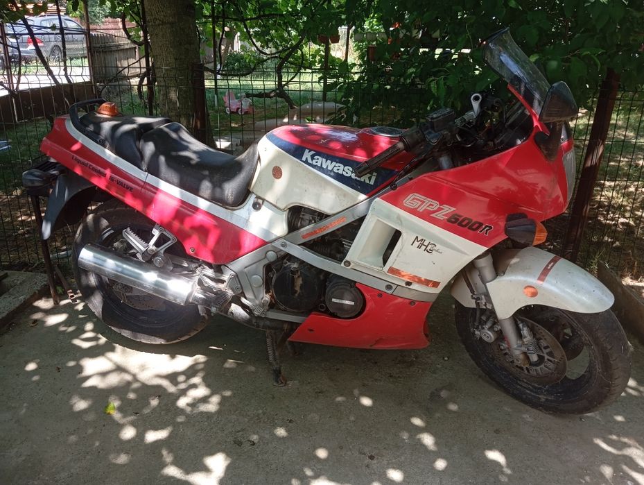 Motor Kawasaki 600
