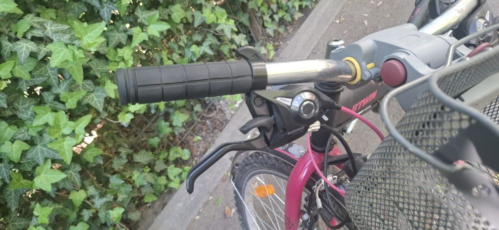 Vând bicicleta Decathlon B-Twin