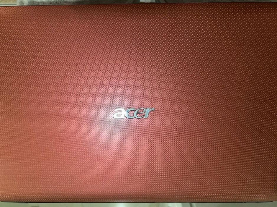 Laptop Acer defect Aspire 5750G-2434G75Mnrr