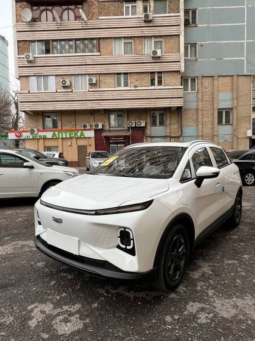Geely Geometry E elektrmobil электрмобиль