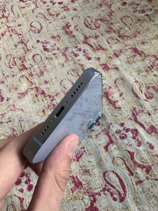 IPhone 14 с гаратнией