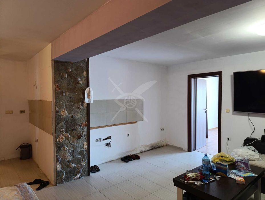 Продава се Къща в Приморско - 284 кв.м за 796 €/кв.м - Снимка #2