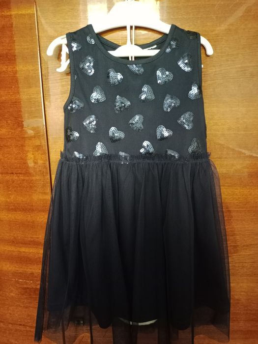 Продам платье на девочку