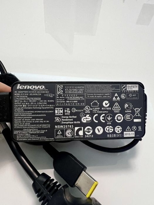 Alimentator incarcator original Lenovo 45W (ADLX45NLC3A)