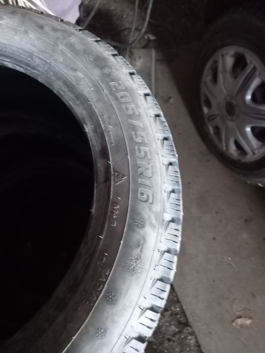 Зимние шипованые колеса