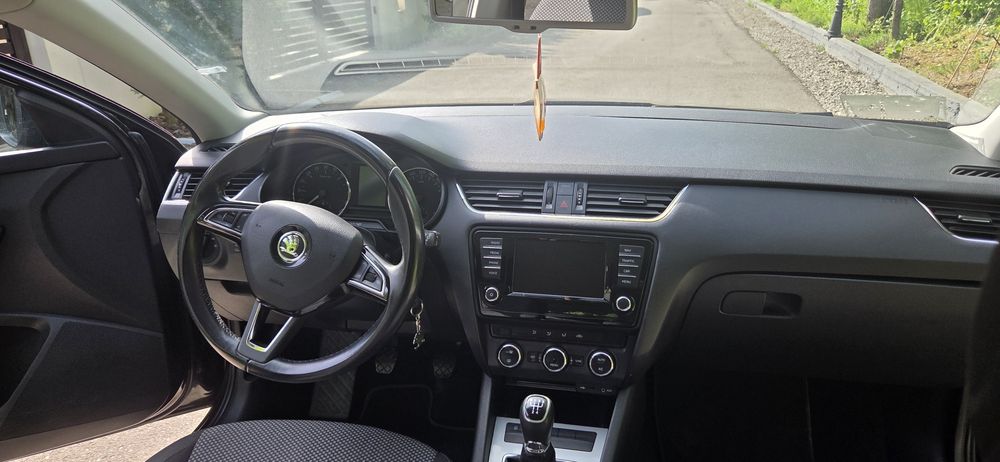 SKODA Octavia 2015 — imagine 11