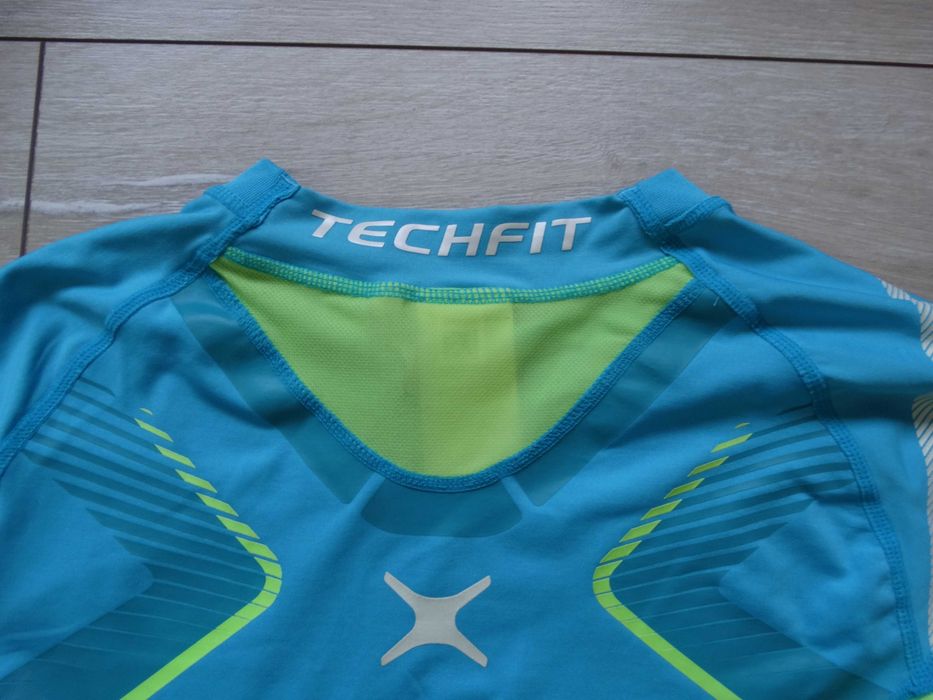 Адидас Adidas Techfit Climacool Compression спортна тениска размер M