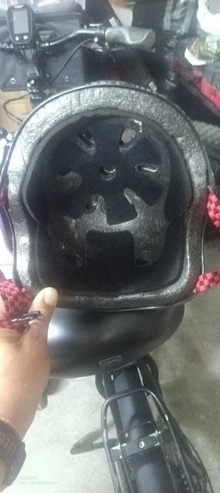 Каска за велосипед ролери скейтборд тротинетка