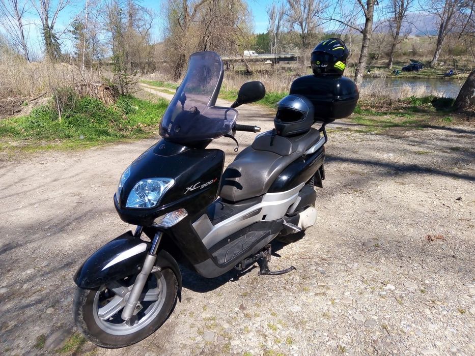 Продавам скутер yamaxa