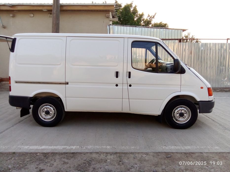 Ford tranzit yuk