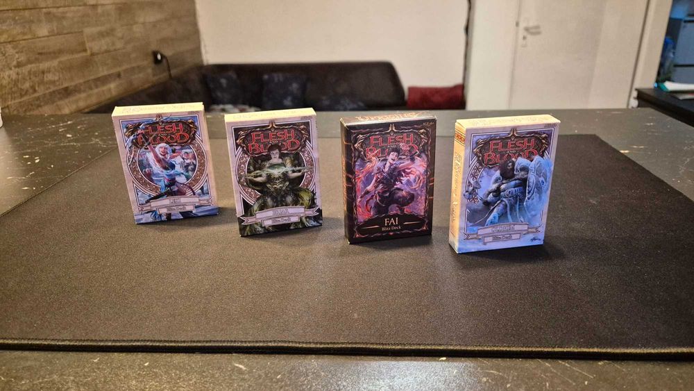 Flesh and Blood 4 бр. начални тестета