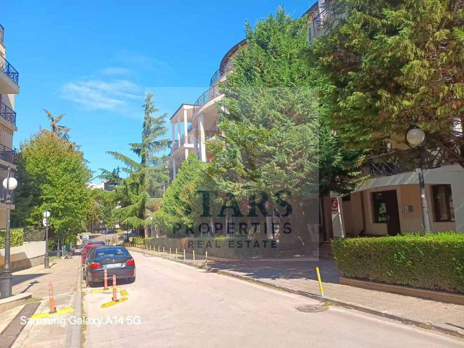 Продажба 2-стаен гр. Варна - к.к. Златни пясъци 96m²