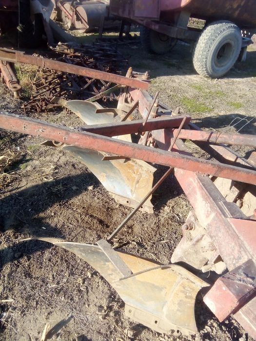 Продается трактор МТЗ -892.2 с плугом