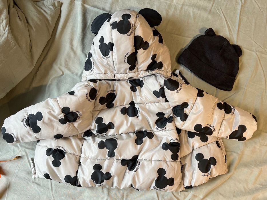 Set geaca iarnă Mickey Mouse H&M mărimea 92 și fes