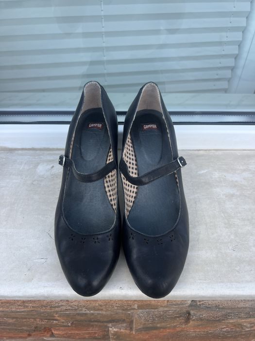 Camper кожени обувки