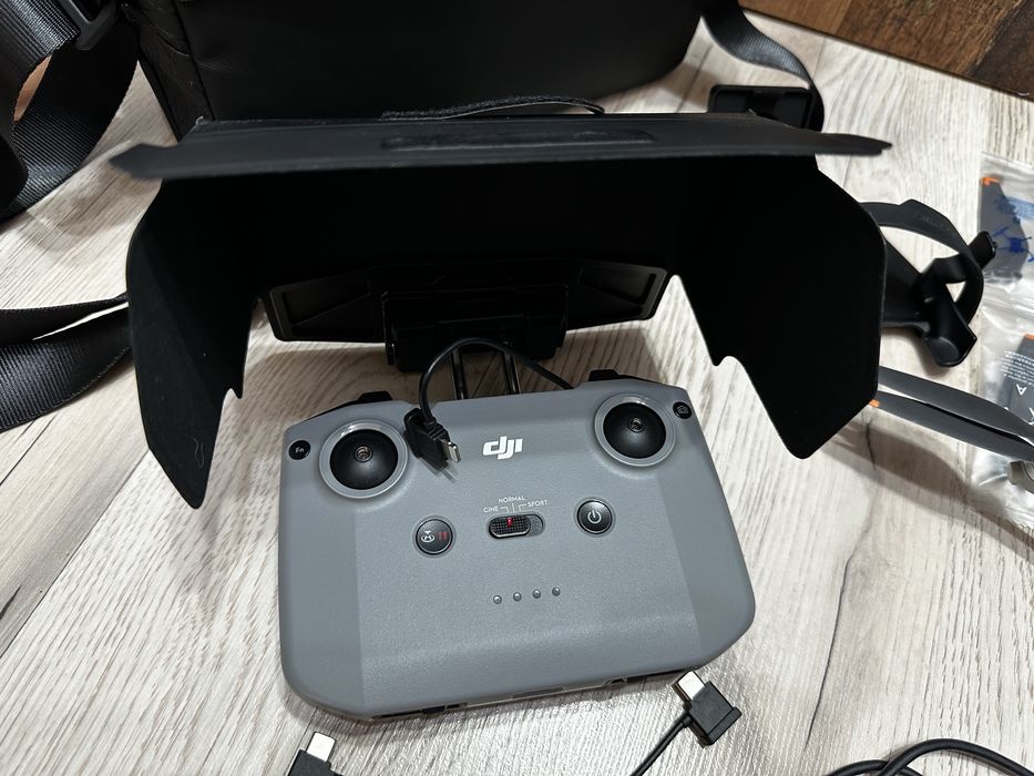 Дрон DJI Mini 3 Pro
