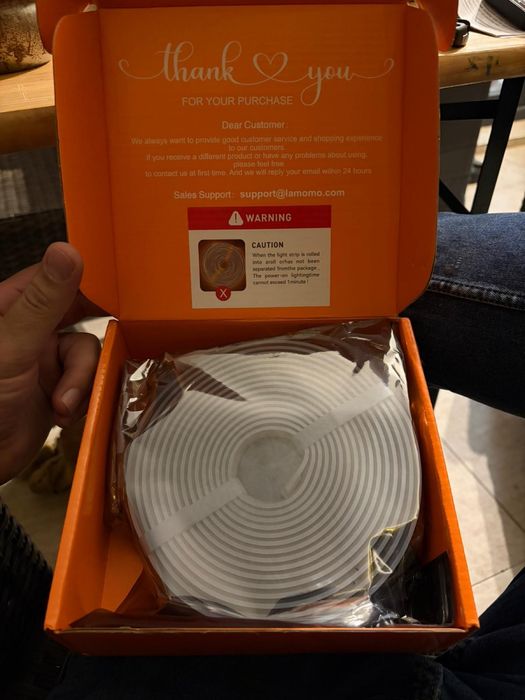 Bandă led COB 5M IP65 Waterproof, telecomandă + alimentator, lumină albă caldă