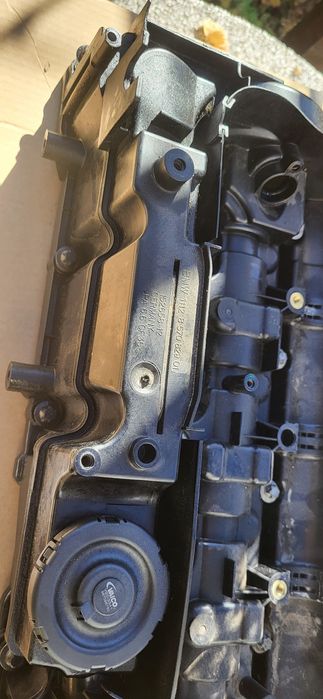 Капак клапани bmw f 31 d