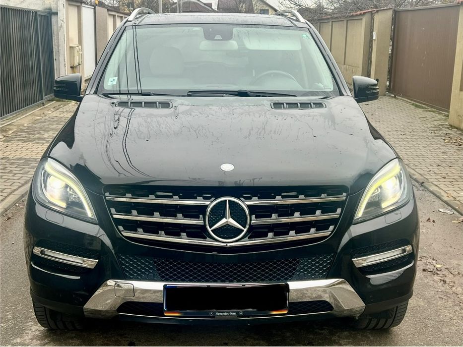MERCEDES-BENZ ML-Class 2012