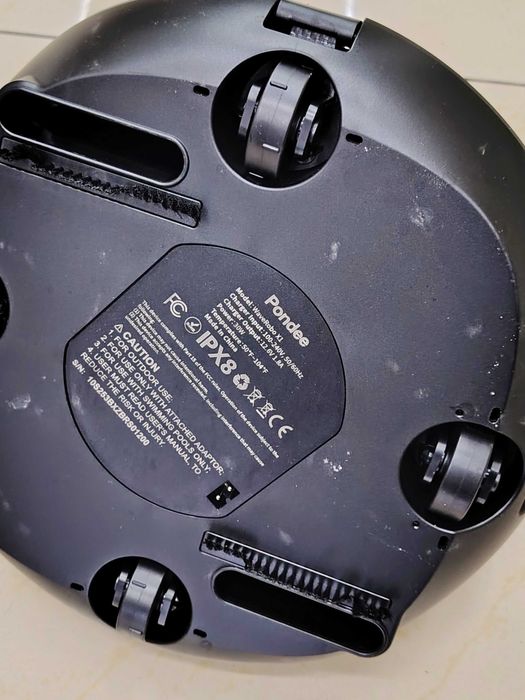 Робот за почистване на басейни Pondee Weve Robo X1 – като нов!