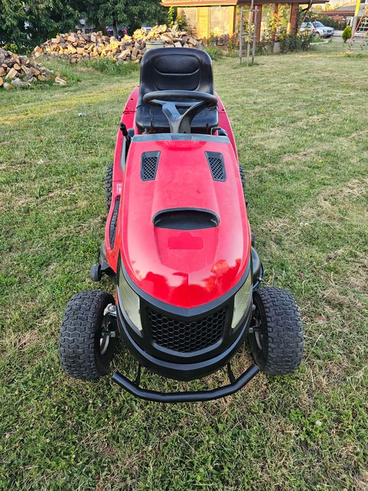 Тракторна Косачка Briggs&Stratton  17,5. Коня. ПЕРФЕКТНА