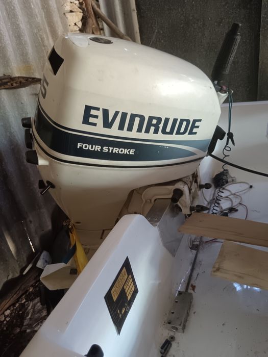 Извънбордов двигател Evinrude 15hp