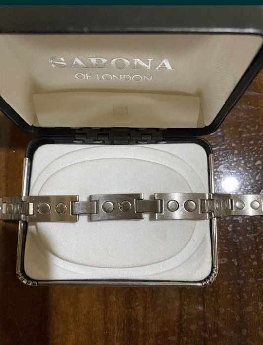 Продаётся магнитный браслет