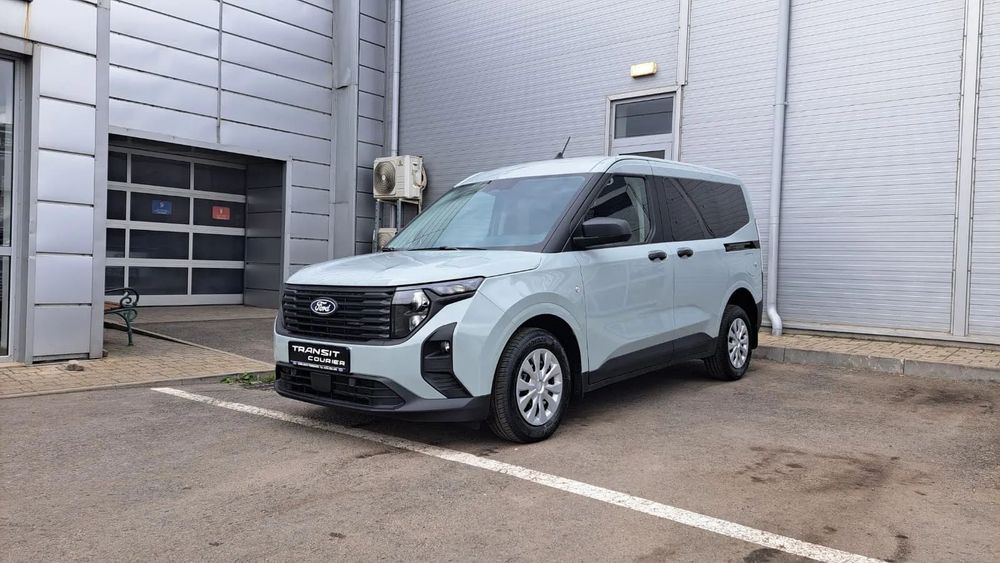 Ford NEW TRANSIT COURIER DCIV Livrare din STOC / TREND / N1 5 locuri / Climatronic / Pachet IARNA