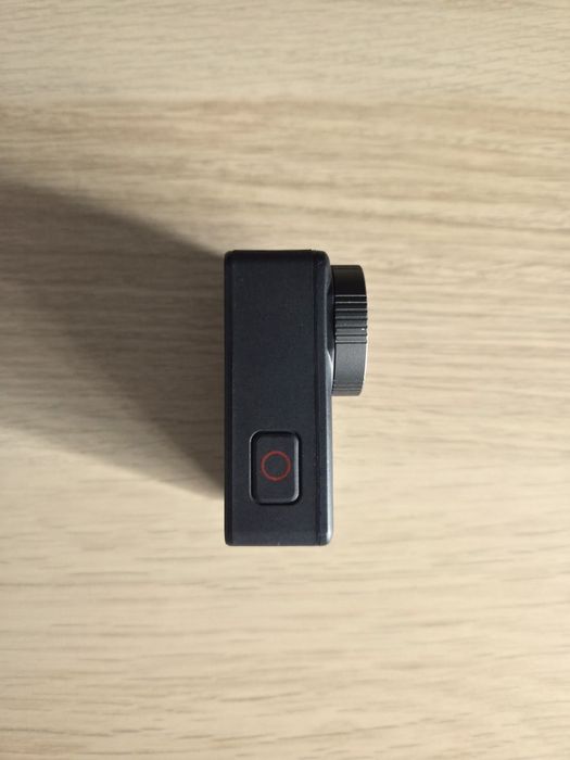 Cameră de acțiune SjCam SJ10x 4k + 2 carcase – stare bună