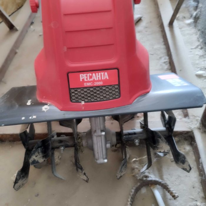 Культиватор ,для работы.