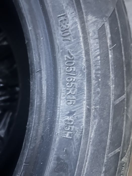 Шины 4 шт для автомобилья