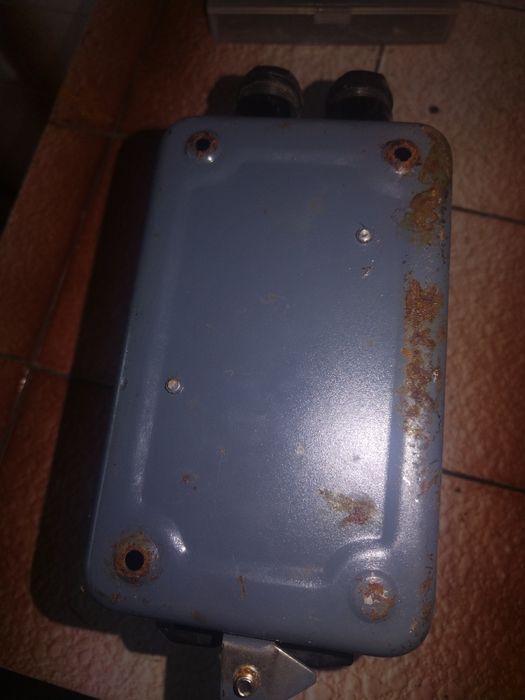 Въздушен пускател П16М 16А 500V ЕАЗ ПЕРУЩИЦА
Чисто нов! За трифазен то