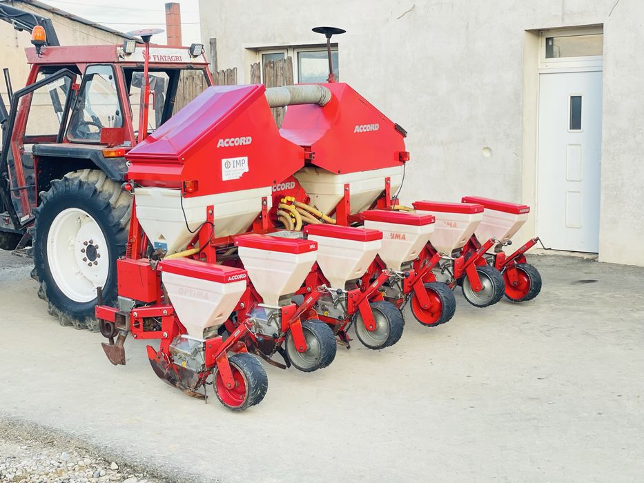 Semanatoare Porumb 6 randuri -Kverneland Accord