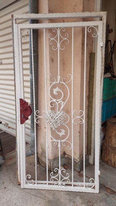 Желязни врати/PVC/Дървени