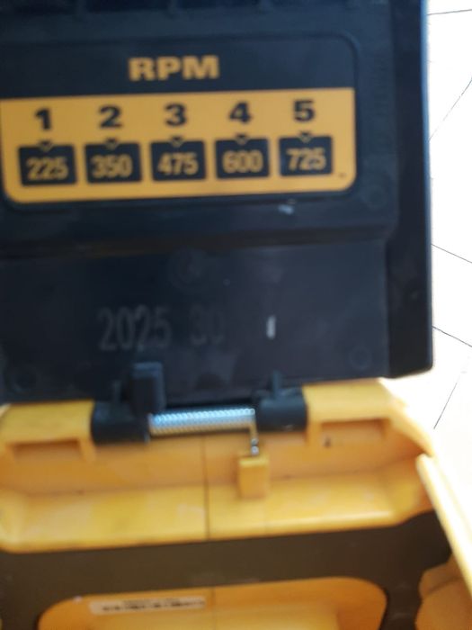Devalt amestecatot dcd240 defect an2025