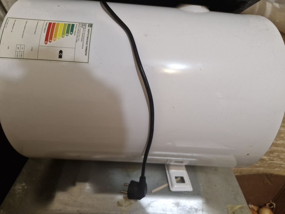 Продам аристон аристон