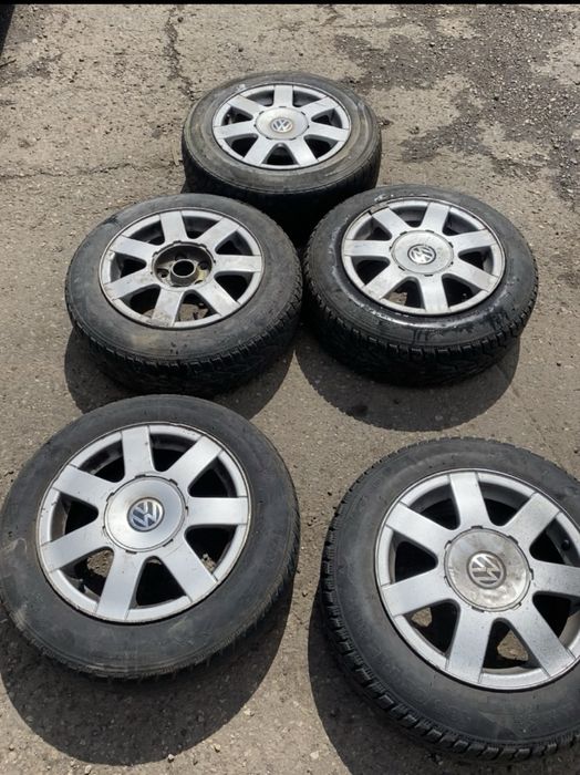Джанти с гуми 15ки от vw passat