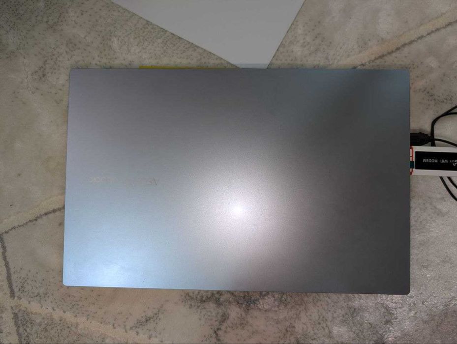 Asus Vivobook Core i3-1220P