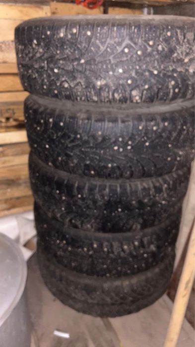 Продам зимние шины с дисками