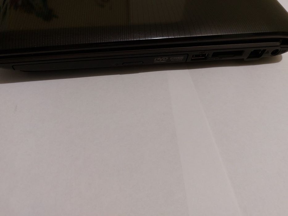 Ноутбук Asus A52J 2010