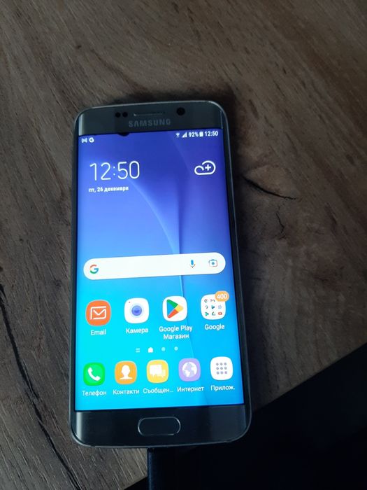 Продавам два телефона