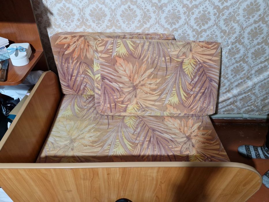 Продам кровать