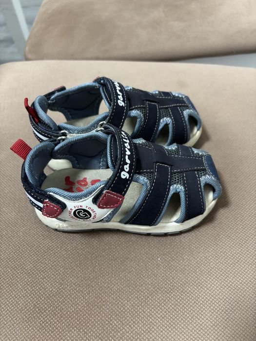 Сандалии детские