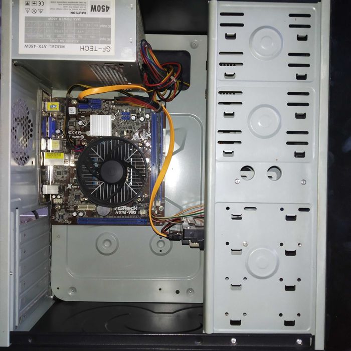 Kompyuter keys sotiladi 5 dona bor