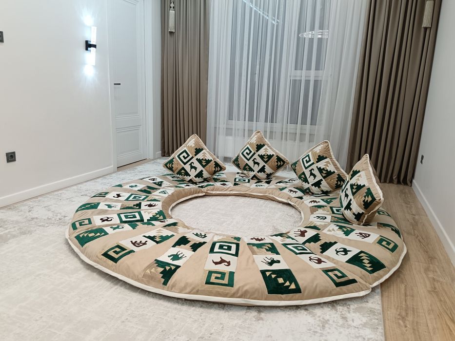 Дөңгелек көрпеше комплект сатылады