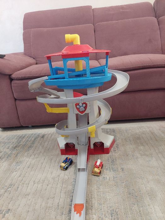 Pista de masini ( Patrula Catelusilor)