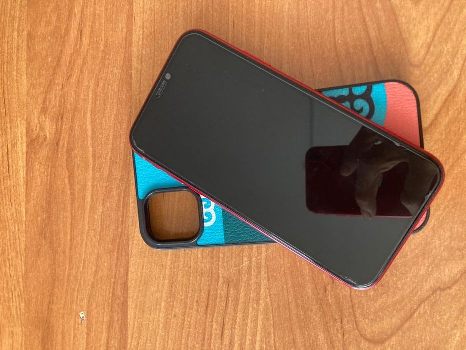 Айфон 11 в хорошим состояние