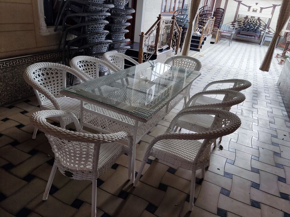 Ratan stol stullari arzon narxlarda koʻproq organlarga arzon qilib ber