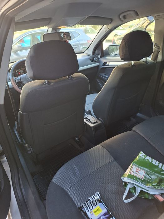OPEL Astra 2010 — imagine 5