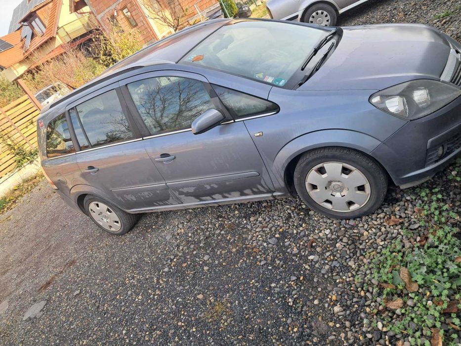 Opel Zafira cu motor care nu trage (dar merge încă)